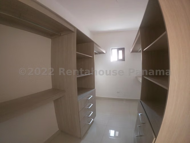 Venta de Casa en Clayton CCO