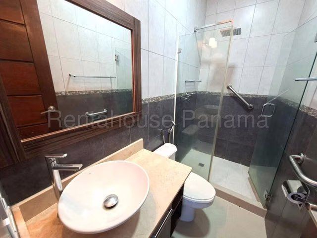 Alquiler Casa en La Alameda 26YCG5962