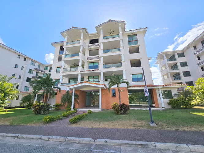 Venta Apartamento Planta Baja con Terraza en Costamare. Haga una oferta