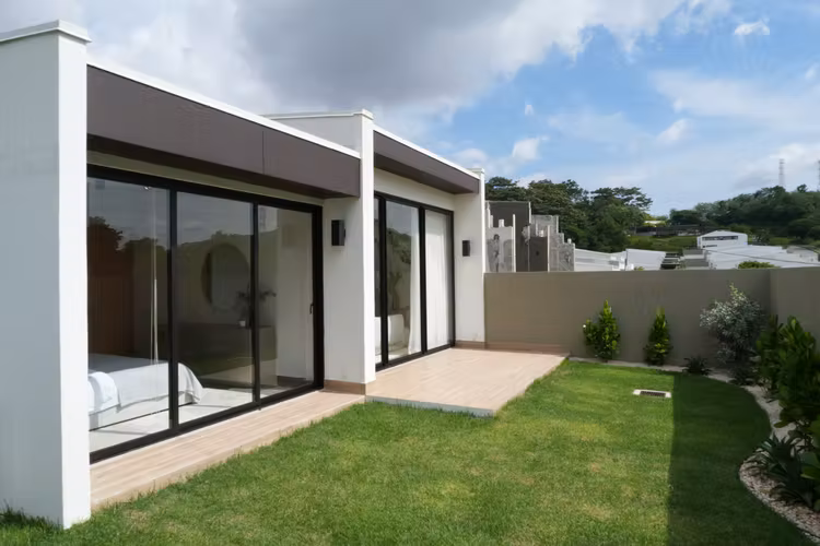 Vive en Barrio Alto Casas modernas en la ciudad - Imagen 2