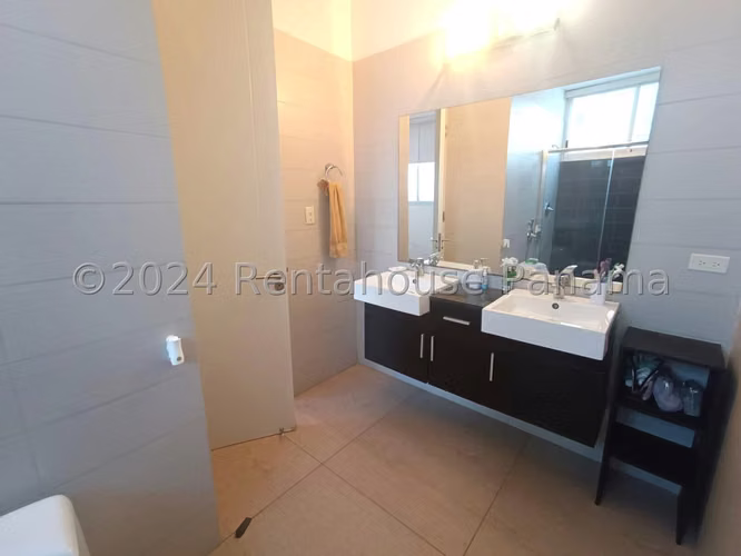 Venta de Apartamento en Bella Vista Ph Vista Balboa Mts2: 117 PD