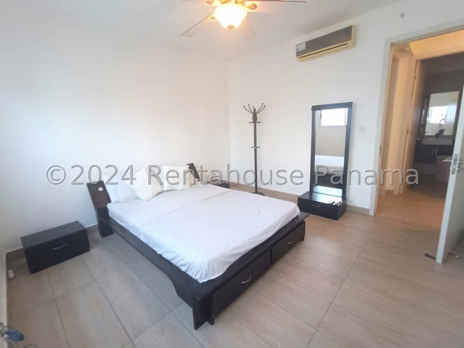 Venta de Apartamento en Bella Vista Ph Vista Balboa Mts2: 117 PD