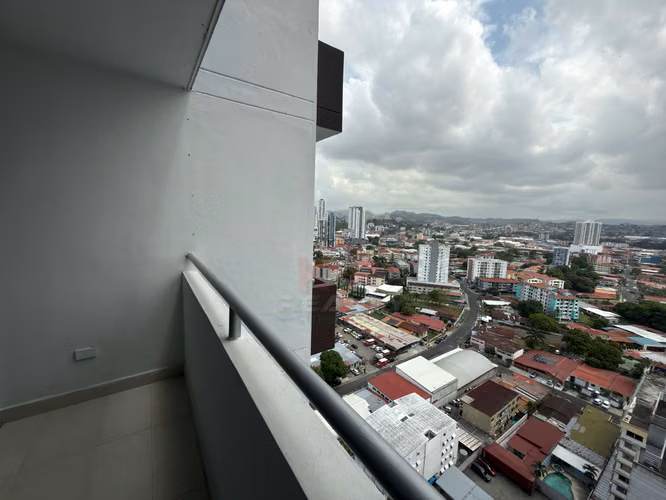 ALQUILER DE APARTAMENTO EN P.H. ARENAS PARK EN PARQUE LEFEVRE