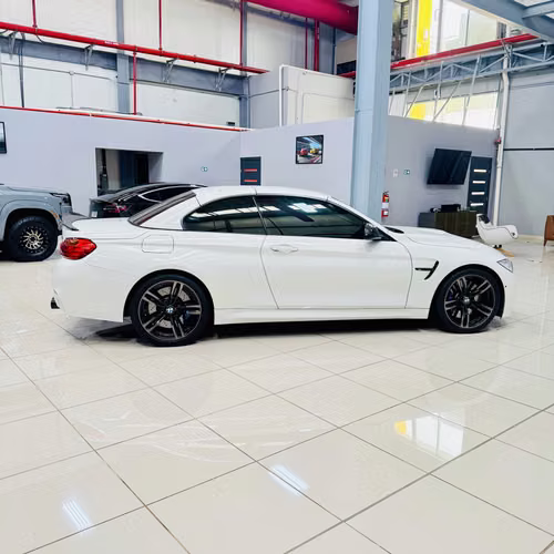 BMW M4 Cabriolet 2015