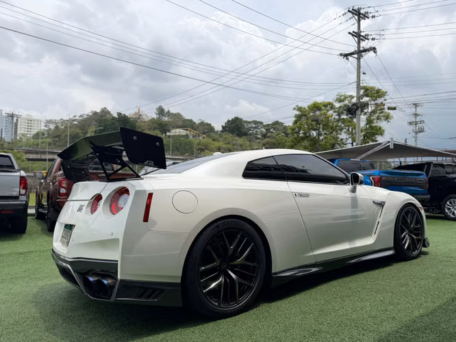 Nissan GTR 2018 - Imagen 3