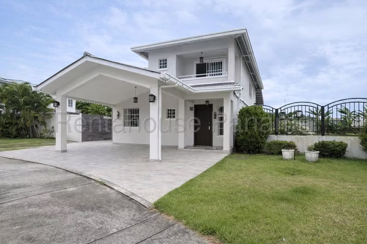 house for rent in costa verde