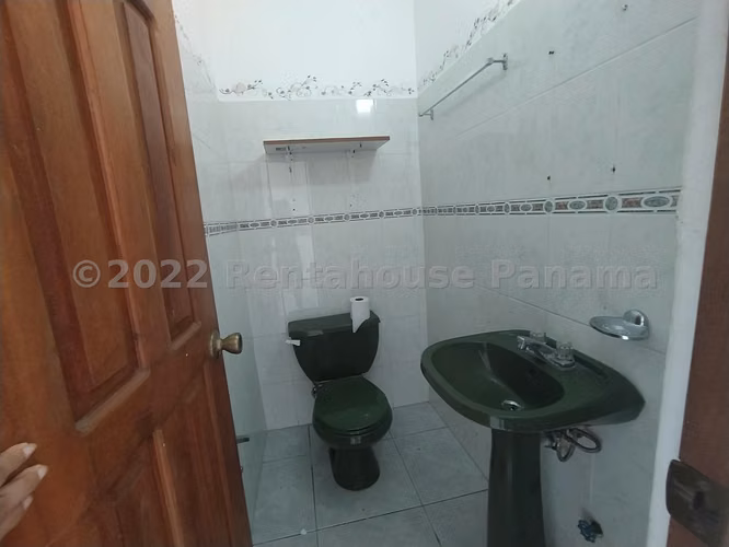 VENTA DE CASA EN LIMAJO ALTOS DE PANAMA HQ