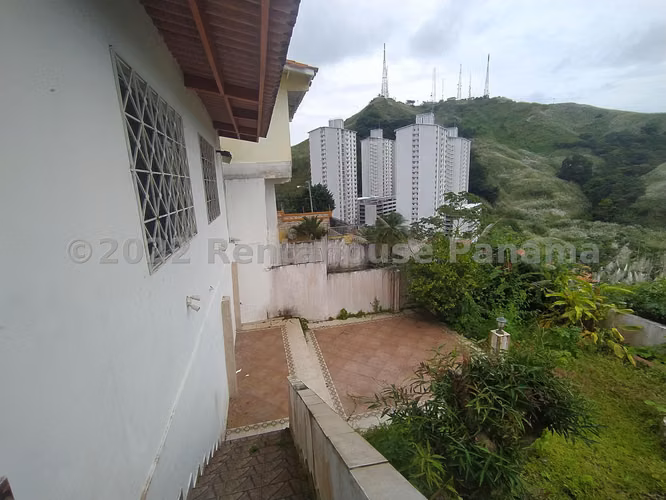 VENTA DE CASA EN LIMAJO ALTOS DE PANAMA HQ