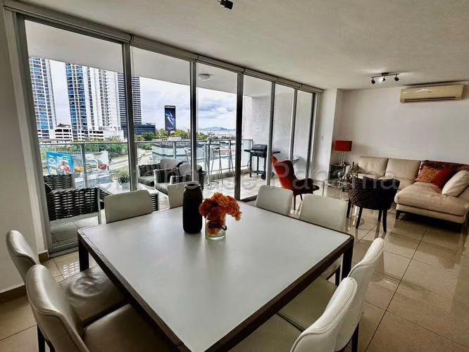 3 bedroom apartment for sale - 124; East coast PH Sevilla MR 26-7595