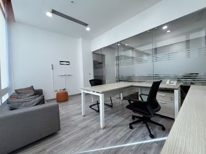 Oficina en Venta / Alquiler – Office Plex 70 | Santa María Business District