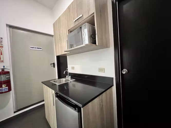 Oficina en Venta / Alquiler – Office Plex 70 | Santa María Business District