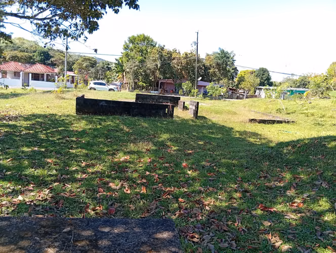 Vendo terreno en Los Pinos Caimitillo Panamá