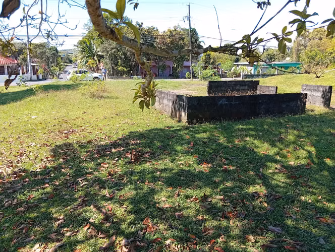 Vendo terreno en Los Pinos Caimitillo Panamá