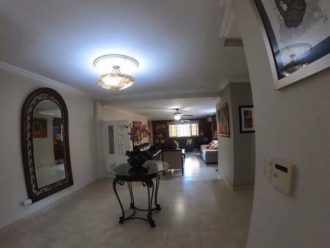 Casa en Venta en Altos de Panama 22*2105Mfk - Imagen 2