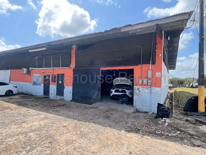 Se Alquila Galera con Terreno en Chorrera MDV26-7712