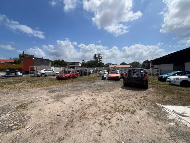 Se Alquila Galera con Terreno en Chorrera MDV26-7712
