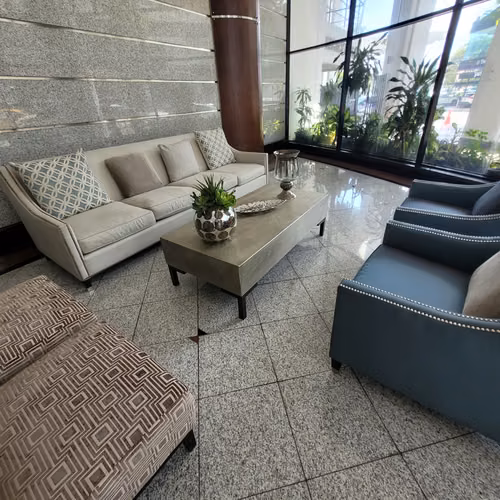 Venta de apto en Ave. Balboa, Ph Los Delfines- ganga - Imagen 15