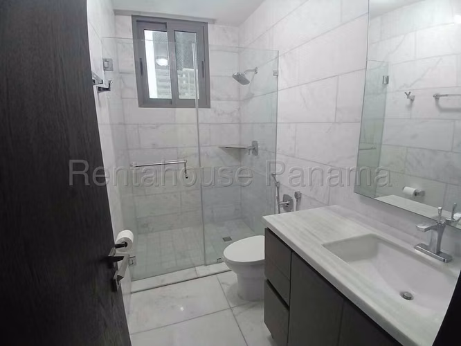 Se Alquila Apartamento en Paitilla VLU26-7787