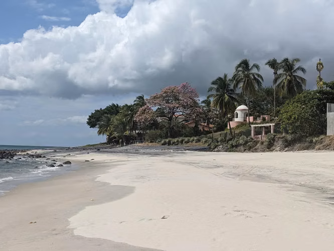 Se Vende Casa frente al mar en Playa Corona - Imagen 11