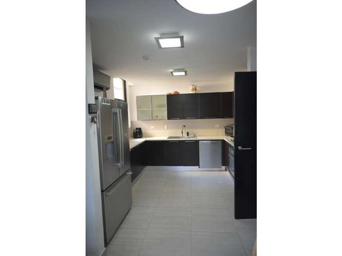 CASA EN VENTA EN PANAMÁ PACÍFICO – PH NATIVA CON TERRAZA