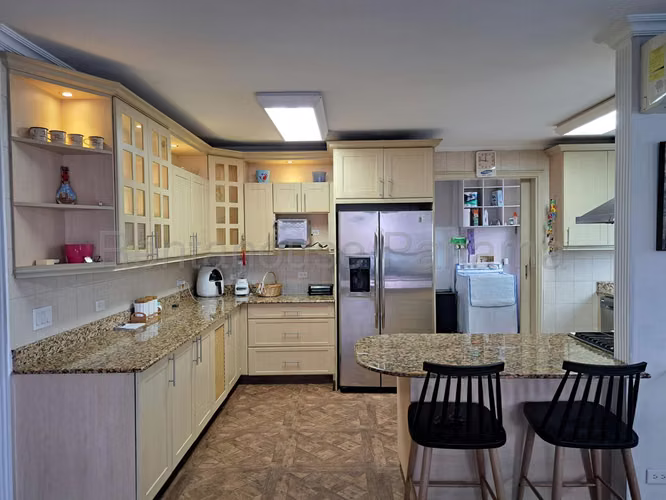 Venta de Apartamento en Calle 50 Ph Bahia Obarrio CCO