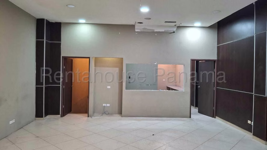 Commercial space for rent in Albrook Mall CCO