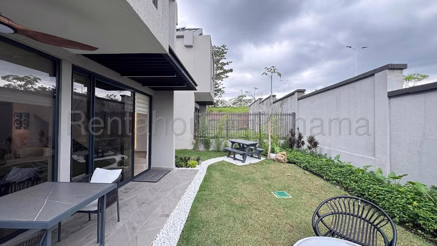 Venta de Casa en Panama Norte Aura Mts2: 183 PD