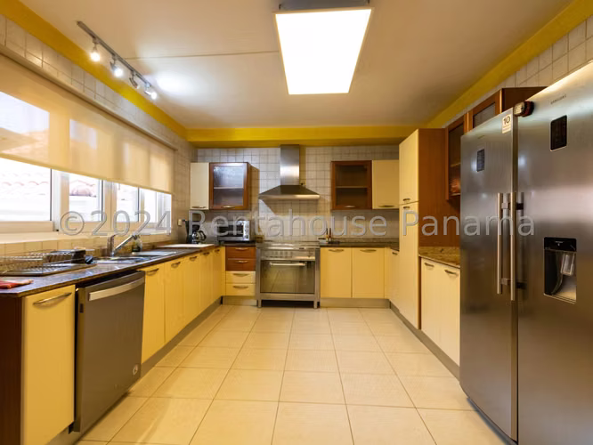 Vendo Casa en camino de cruces OF 26-342