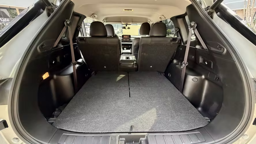 Mitsubishi Outlander 2025 - Impecable - Garantía de Agencia - Lista para Traspaso