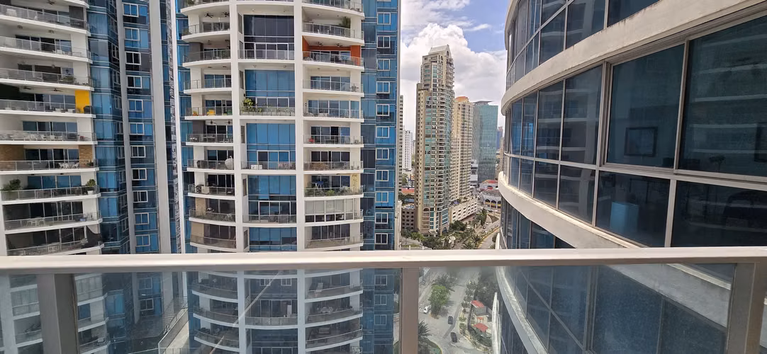 Elegant Punta Pacifica Panama Apartment
