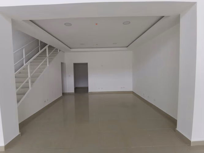 SE ALQUILA LOCAL COMERCIAL | PLAZA MILLA 8