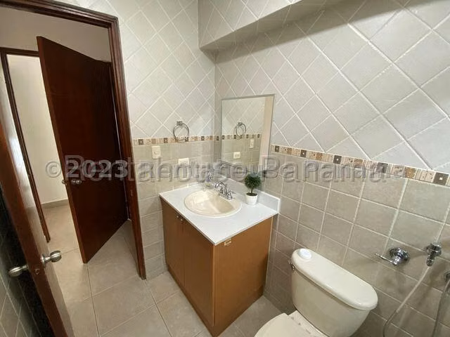 Alquiler Green Bay Costa del Este 26YCG7301