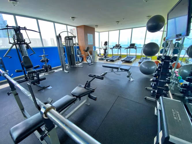 PH Vista del Mar Apartamento en Alquiler Amoblado y Equipado en avenida balboa, - Imagen 18