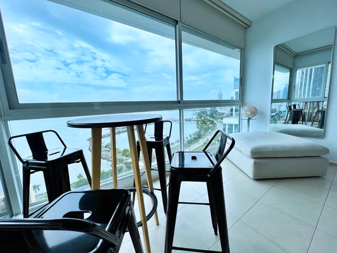 PH Vista del Mar Apartamento en Alquiler Amoblado y Equipado en avenida balboa, - Imagen 3