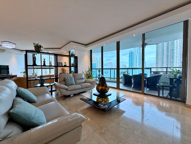 Se vende apartamento en Punta Pacifica, PH OCEAN PARK