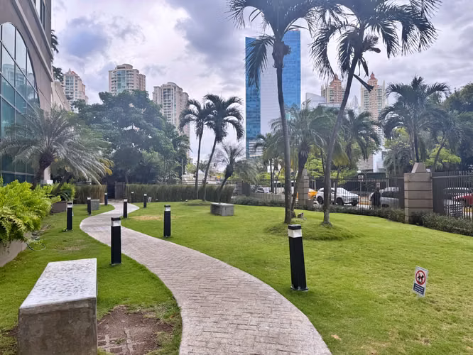Se vende apartamento en Punta Pacifica, PH OCEAN PARK