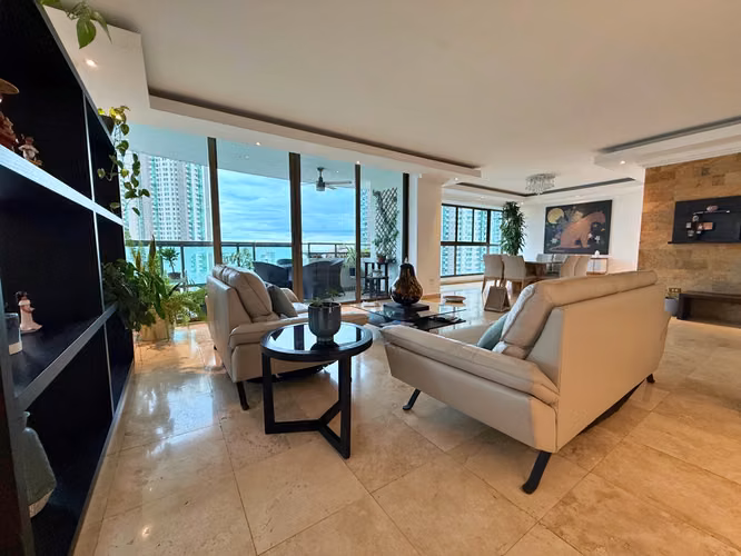 Se vende apartamento en Punta Pacifica, PH OCEAN PARK