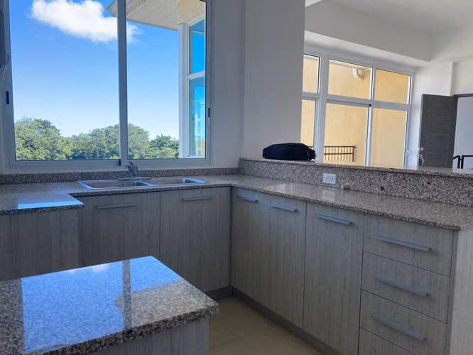 Vendo amplio apartamento a estrenar en costa verde - Imagen 4
