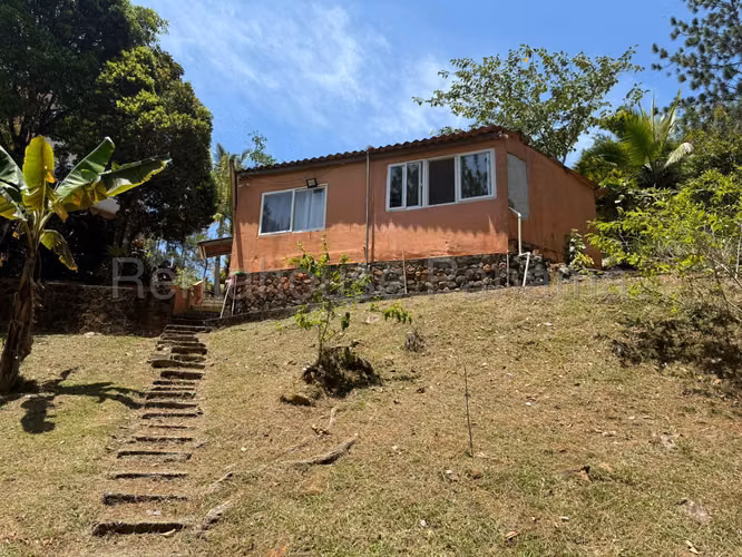 VENTA DE CASA EN ALTOS DE CERRO AZUL CERRO AZUL HQ
