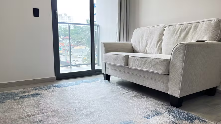 Acogedor Apartamento CORTA ESTANCIA Cerca de Avenida Balboa – Piscina & Coworking
