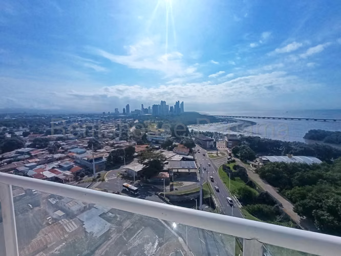 VENTA DE APARTAMENTO EN BAHIA DEL GOLF COCO DEL MAR HQ