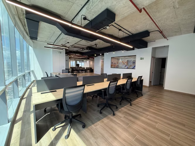 OFICINA AMOBLADA EN ALQUILER | FINANCIAL PARK | COSTA DEL ESTE | PISO ALTO