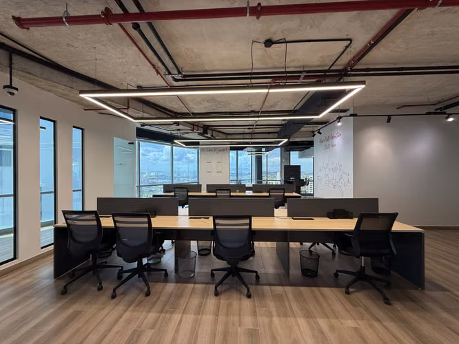 OFICINA AMOBLADA EN ALQUILER | FINANCIAL PARK | COSTA DEL ESTE | PISO ALTO