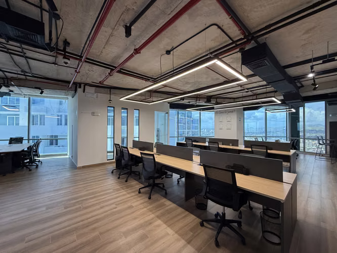OFICINA AMOBLADA EN ALQUILER | FINANCIAL PARK | COSTA DEL ESTE | PISO ALTO