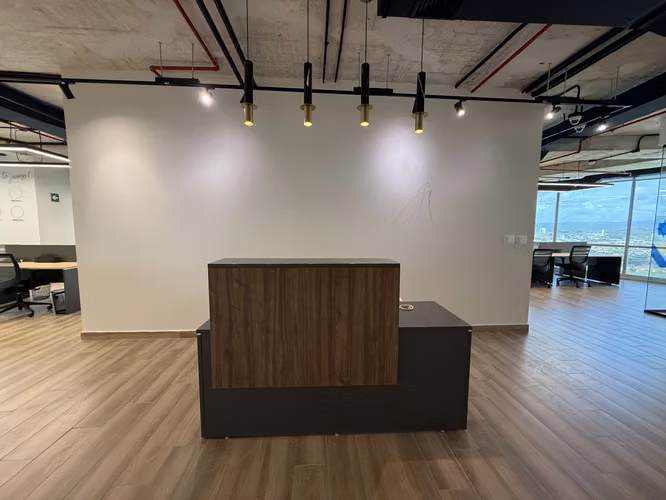 OFICINA AMOBLADA EN ALQUILER | FINANCIAL PARK | COSTA DEL ESTE | PISO ALTO