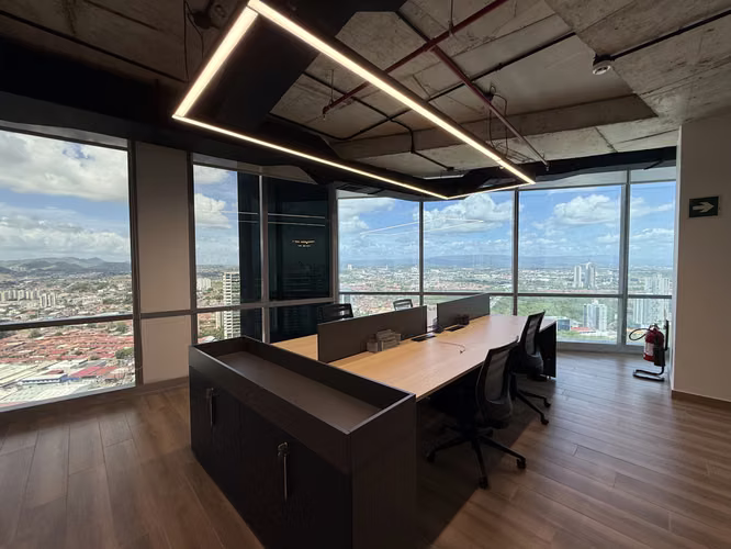 OFICINA AMOBLADA EN ALQUILER | FINANCIAL PARK | COSTA DEL ESTE | PISO ALTO