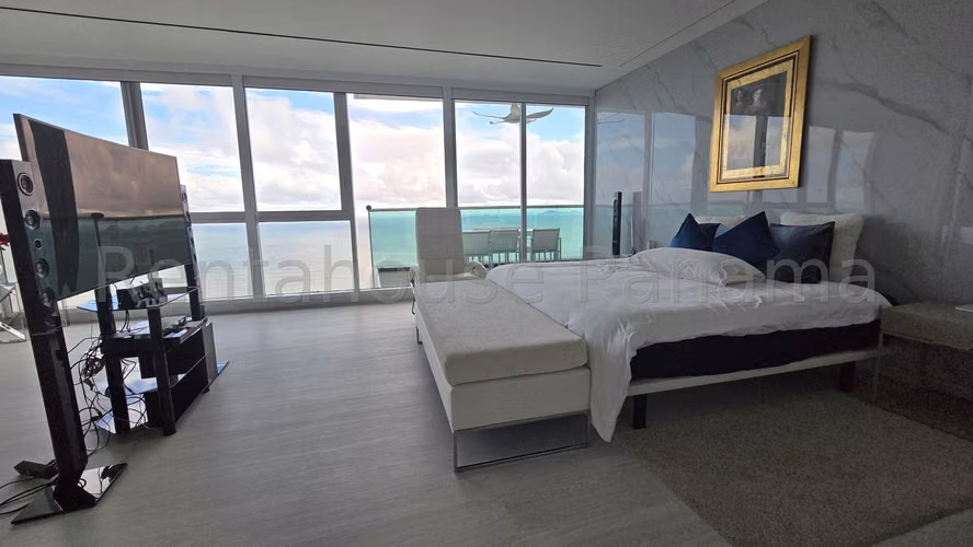 Exclusivo apartamento en venta de 417 m2 + 4 recámaras en Costa del Este | PH Ocean One MR 26-1345