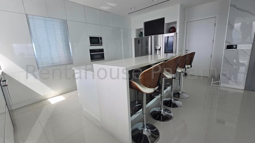 Exclusivo apartamento en venta de 417 m2 + 4 recámaras en Costa del Este | PH Ocean One MR 26-1345