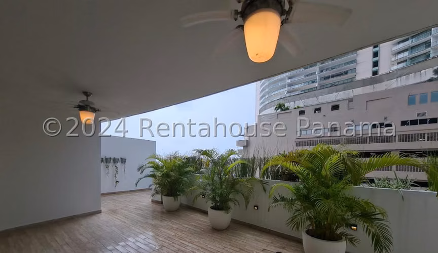 Se Vende Apartamento en Punta Pacifica MDV26-7321