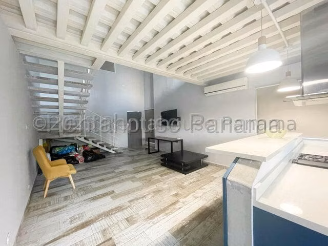 Se Alquila Casa en Coco del Mar MDV26-6846